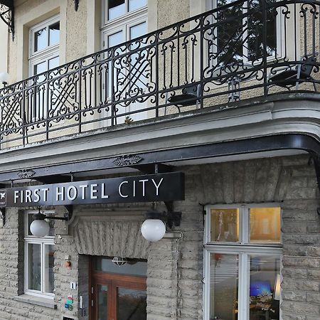 First Hotel City 에스킬스투나 외부 사진